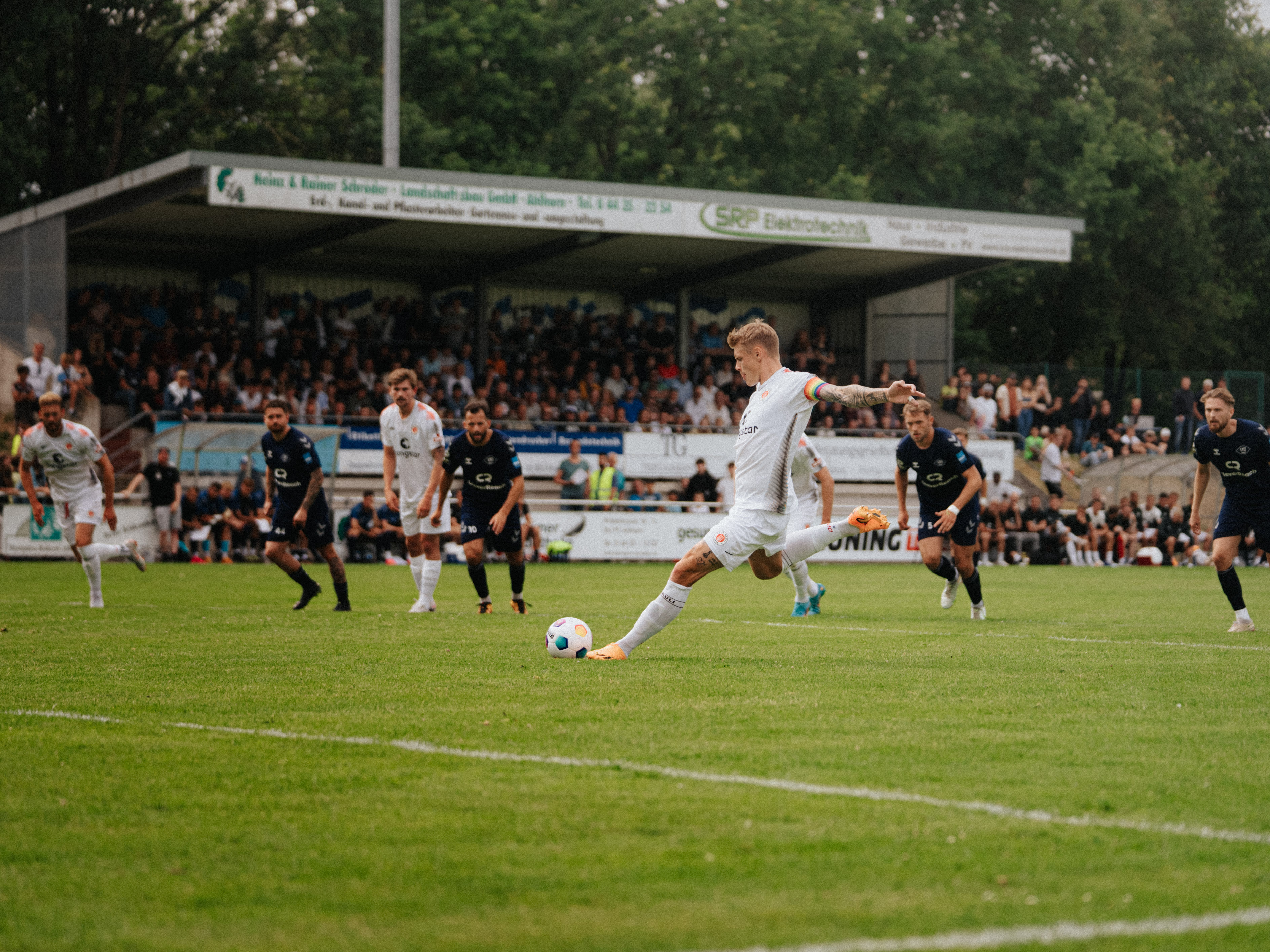 Eric Smith opens the scoring from the spot on 10 minutes.