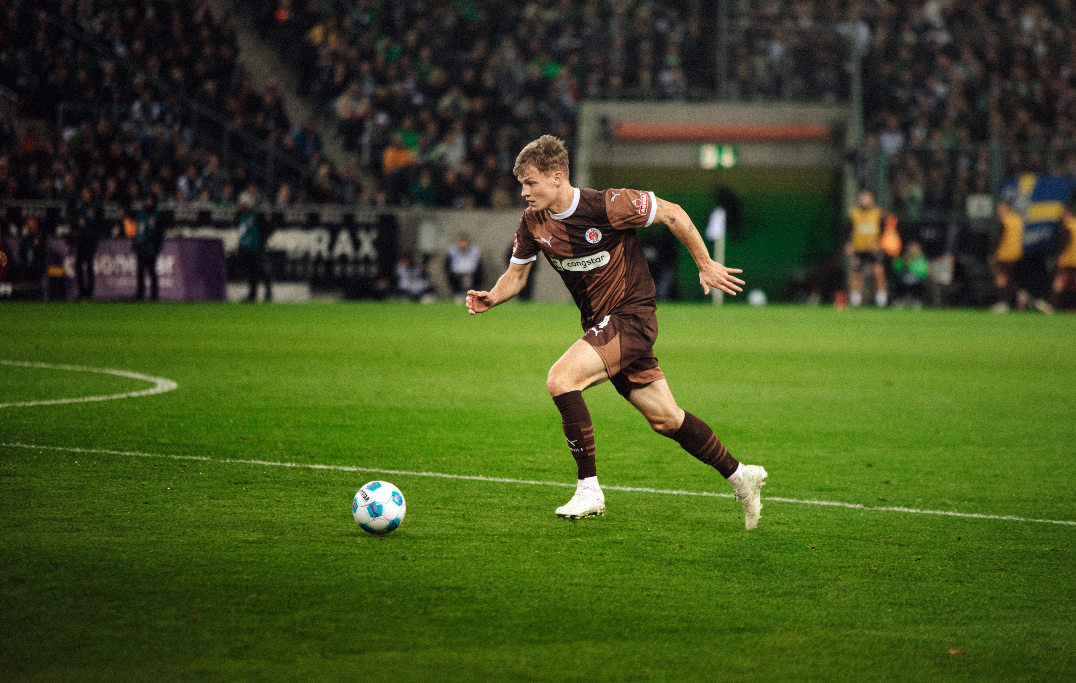 Der 23-jährige Österreicher feierte beim Auswärtsspiel gegen Borussia Mönchengldabach seinen ersten Einsatz in der laufenden Saison.