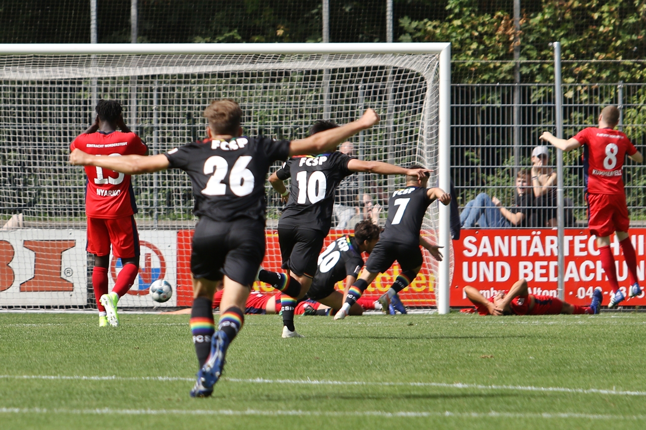 Im Hinspiel bog die U23 spät einen Rückstand in einen 4:2-Erfolg um.